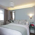 Hayes Hotell
