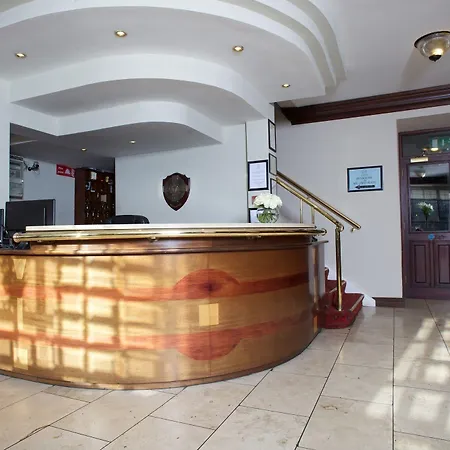 Hayes Hotel 3*