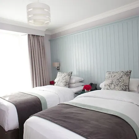 Hayes Hotel 3*
