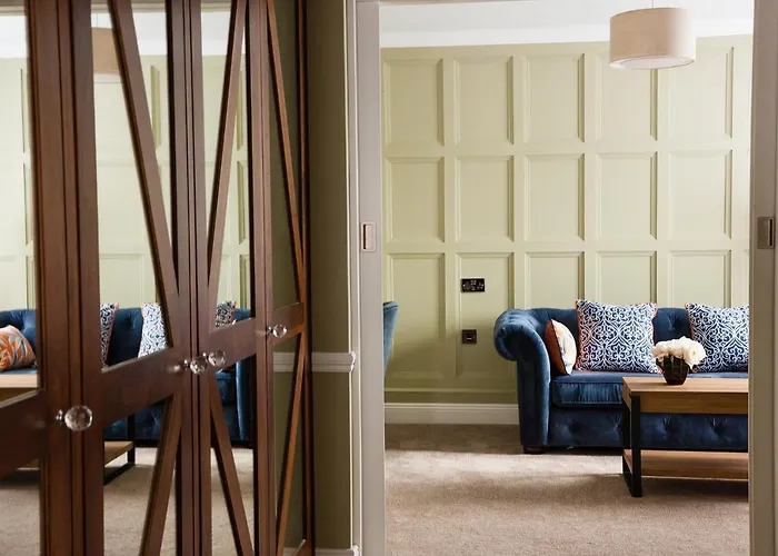 Hayes 3*